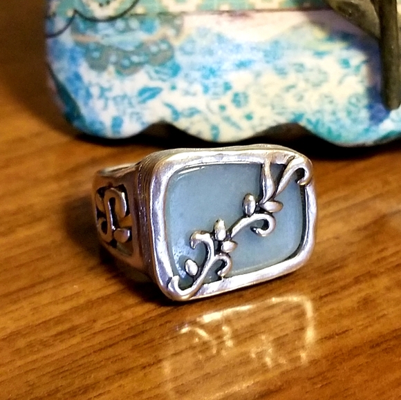 Silpada Sterling Silver & Blue Quartz Ring - Picture 7 of 13
